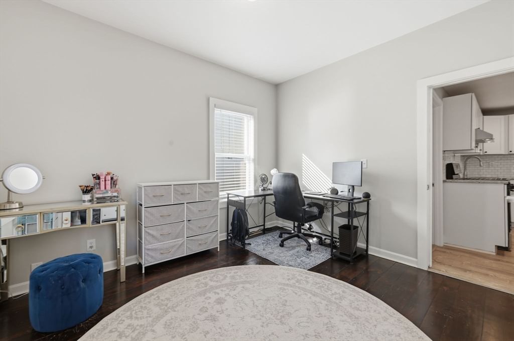 220 University Ave Lowell — Photo 16 of 42