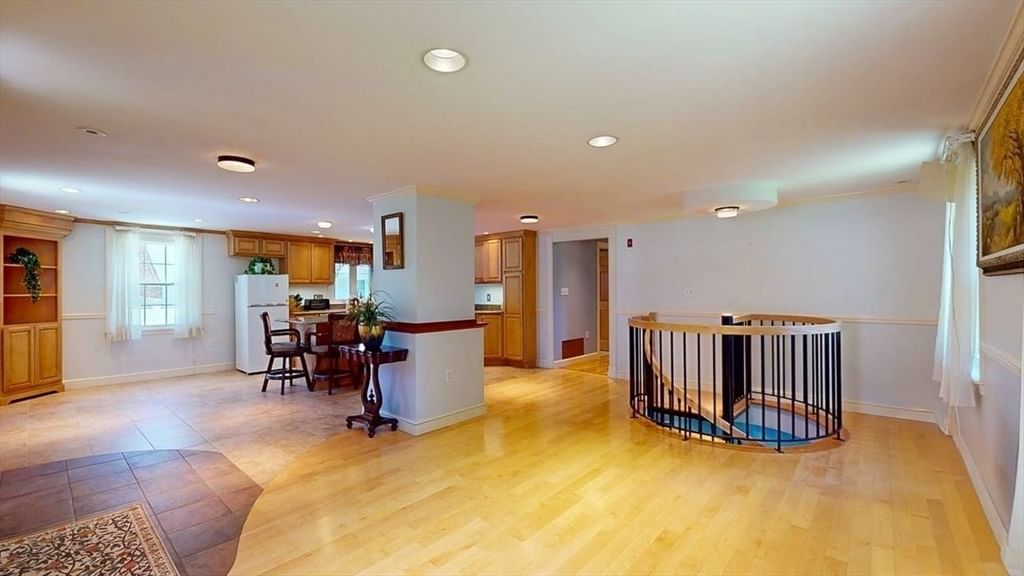 3 Fairview Ave Natick — Photo 17 of 42