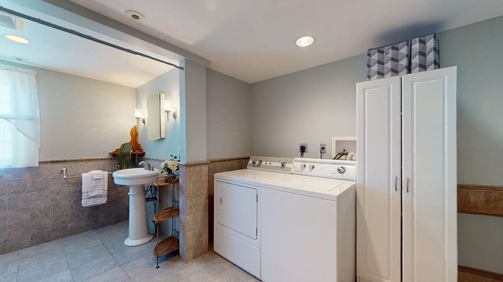 3 Fairview Ave Natick — Photo 25 of 42