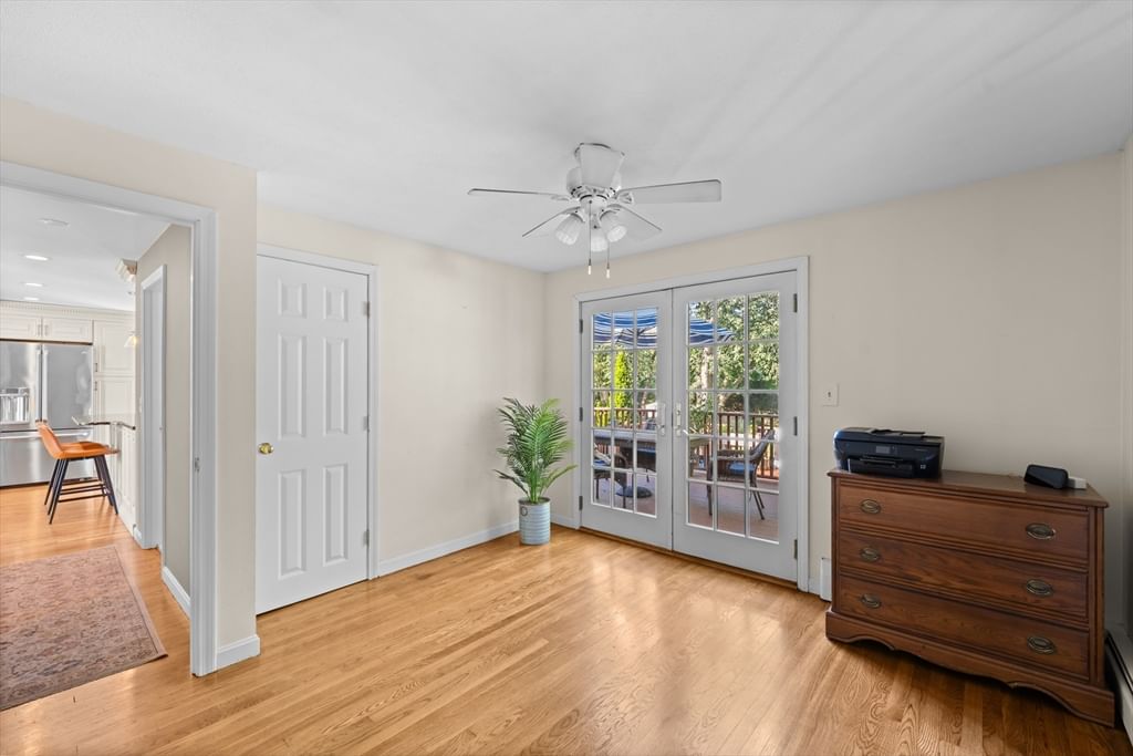 28 Lawrence Street Danvers — Photo 11 of 41