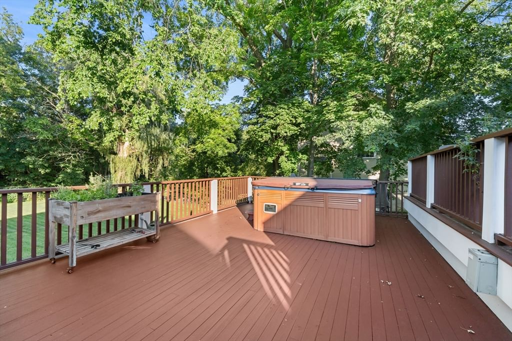 28 Lawrence Street Danvers — Photo 33 of 41