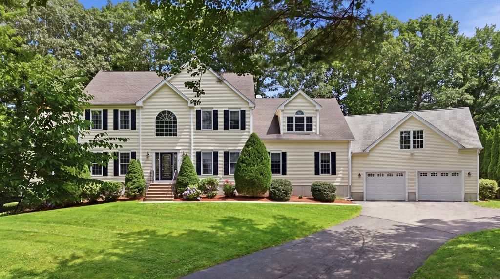 Property at 8 Karen Ln, Milford, MA 01757