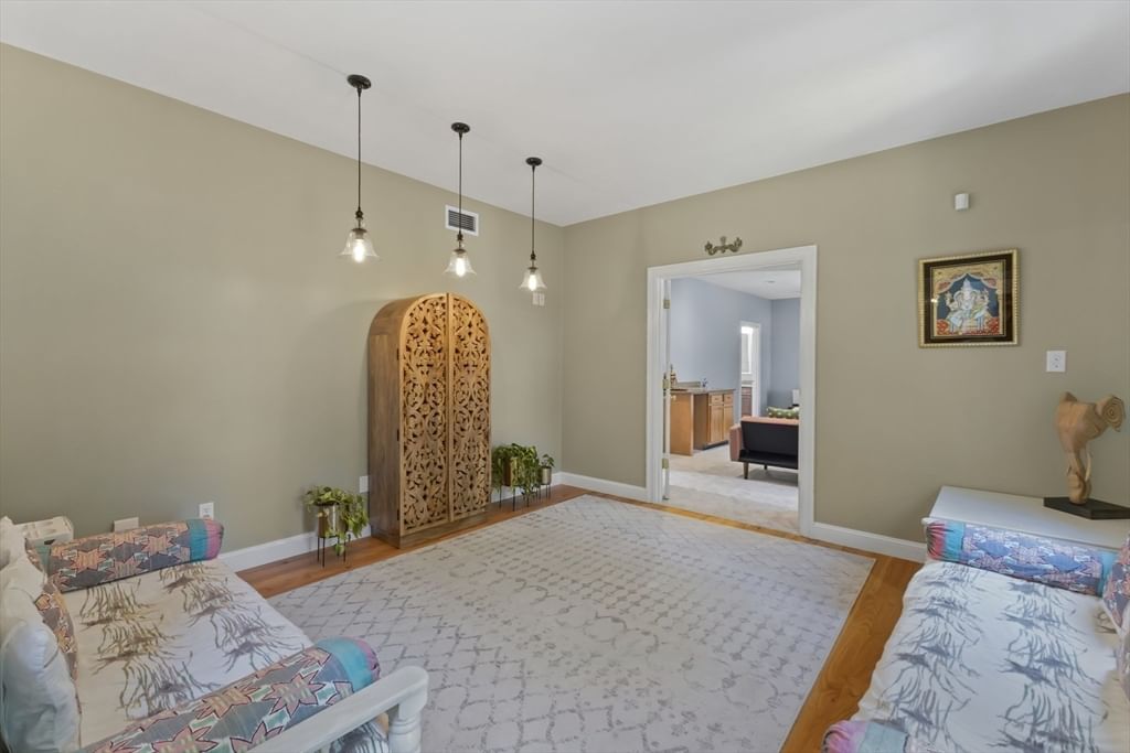 8 Karen Ln Milford — Photo 12 of 41