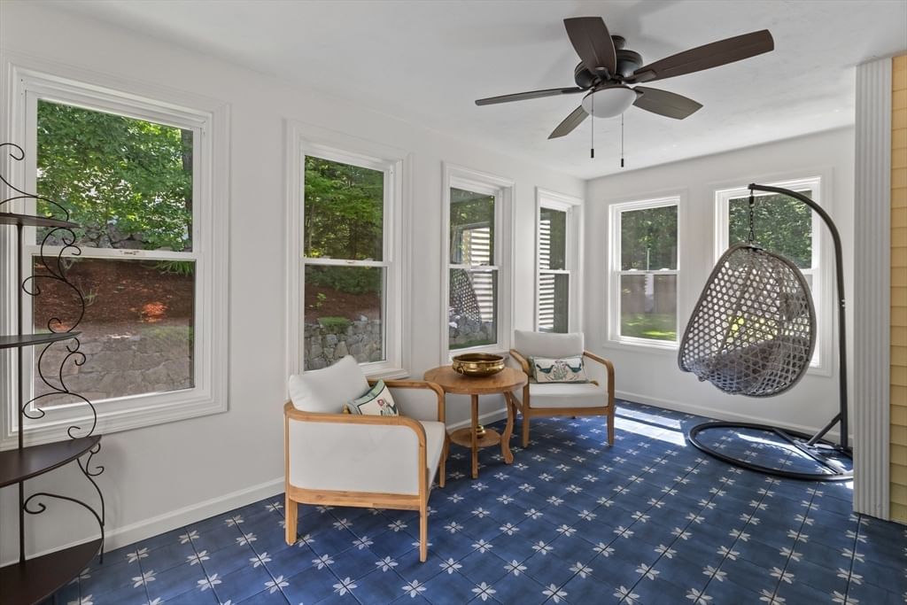 8 Karen Ln Milford — Photo 18 of 41