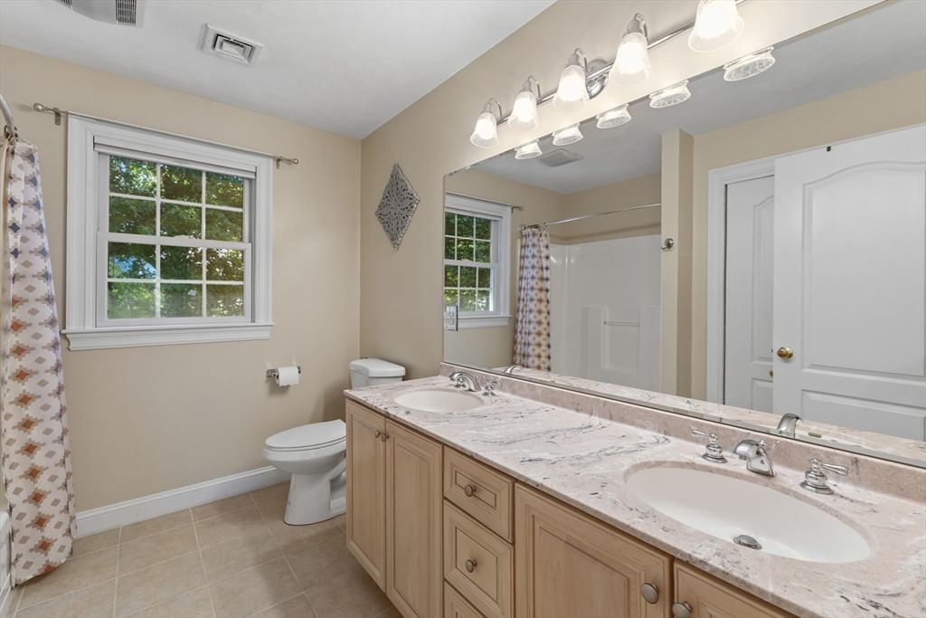 8 Karen Ln Milford — Photo 33 of 41