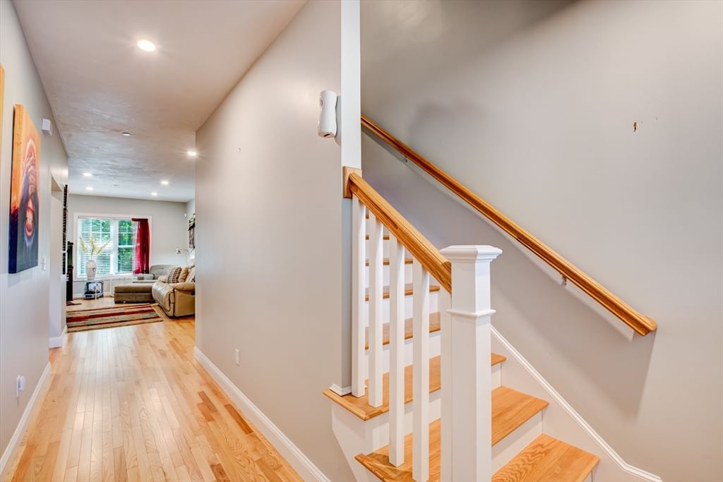 658 Massachusetts Ave #3 Lunenburg — Photo 11 of 38