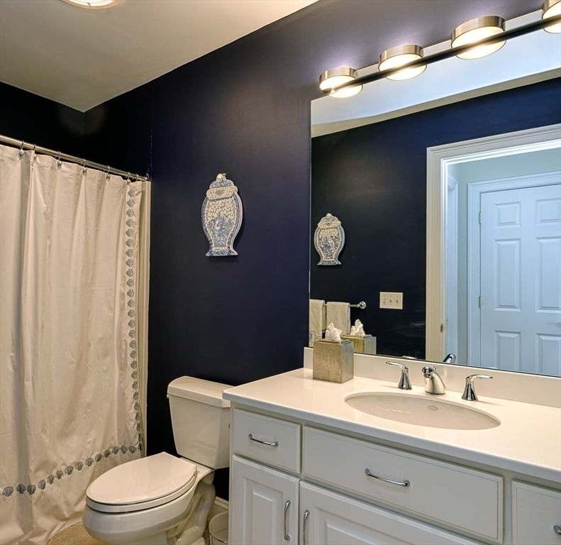 69 Carriage Hill Circle #69 Southborough — Photo 25 of 40