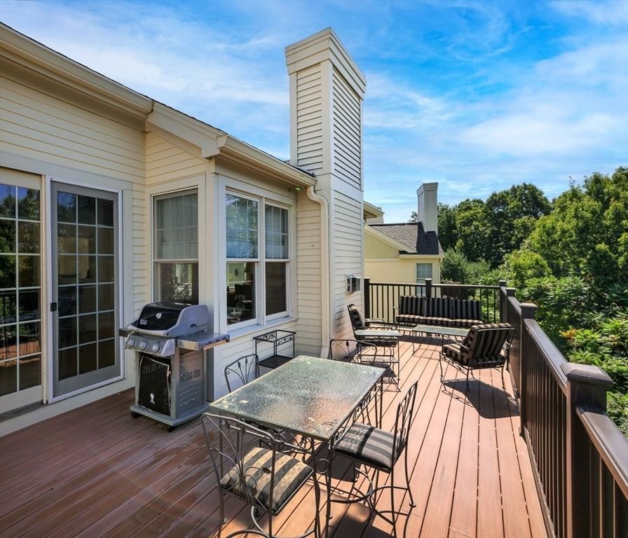 69 Carriage Hill Circle #69 Southborough — Photo 31 of 40