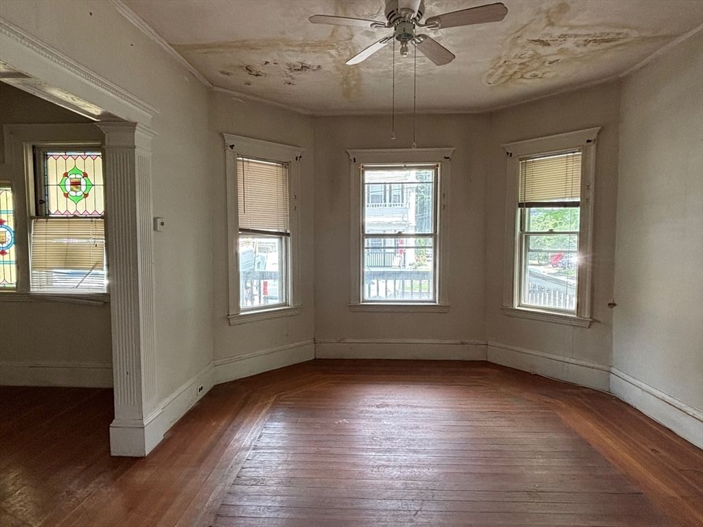 69 Bay State Ave Somerville — Photo 3 of 29
