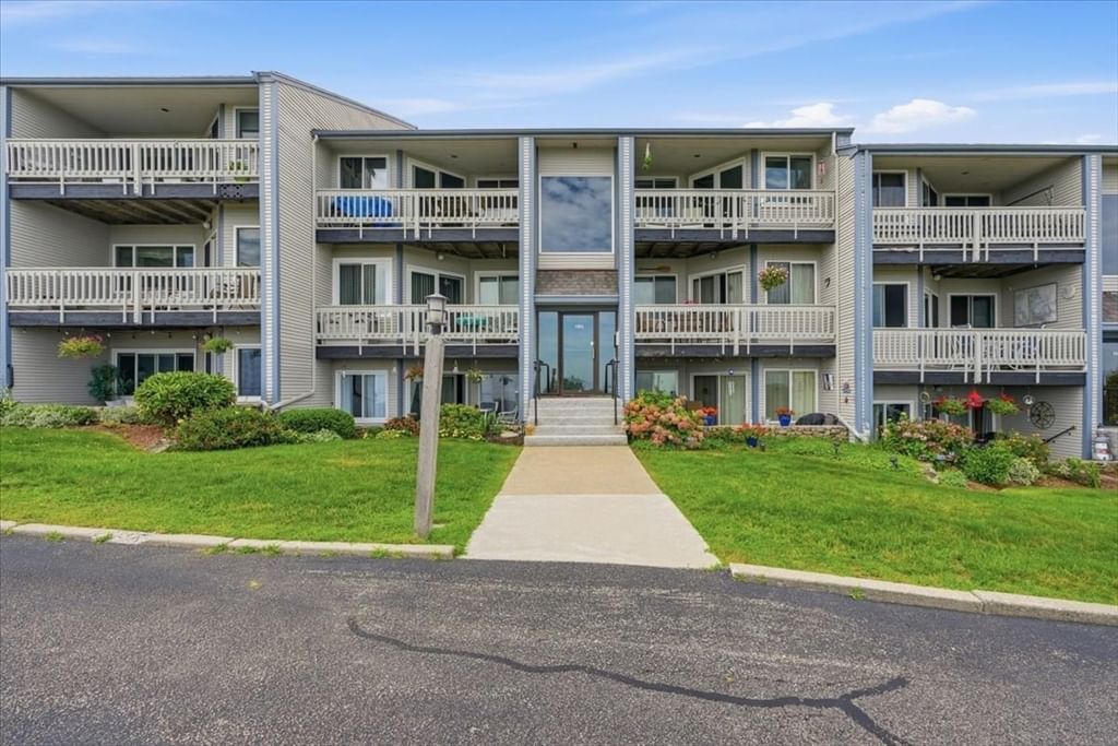 Property at 1185 Nantasket Ave #5, Hull, MA 02045