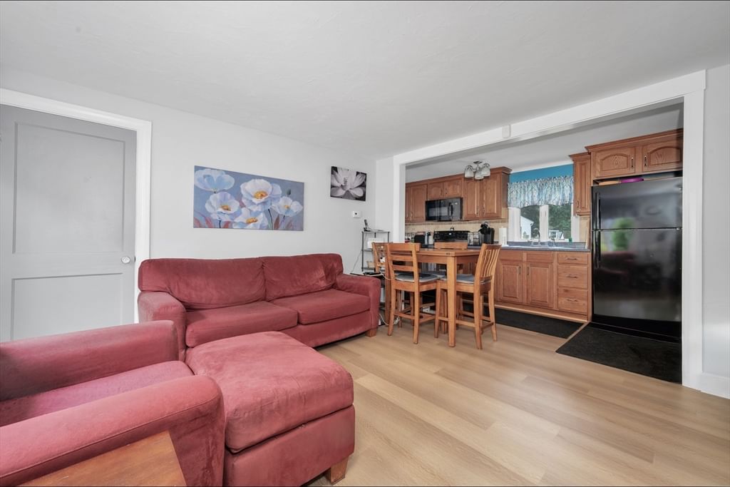 73 Green St, Abington, MA 02351 photo 3