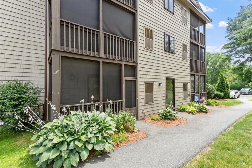 Property at 10 Village Ln #4, Tyngsborough, MA 01879