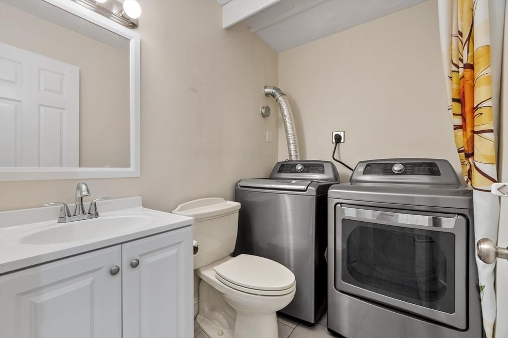 10 Village Ln #4 Tyngsborough — Photo 12 of 24