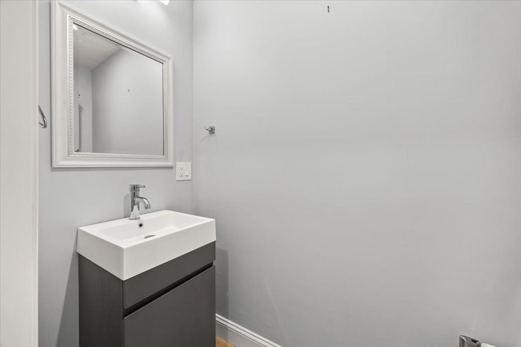 5 Highland Avenue Plainville — Photo 14 of 41