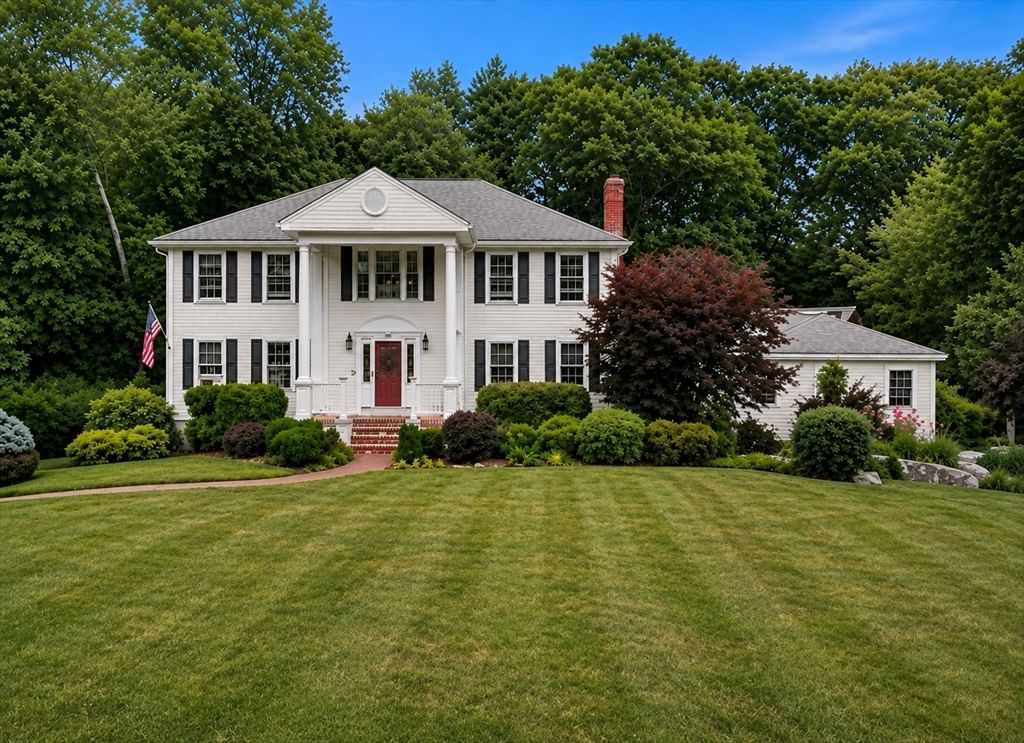 Property at 24 Crossbow Ln, North Andover, MA 01845