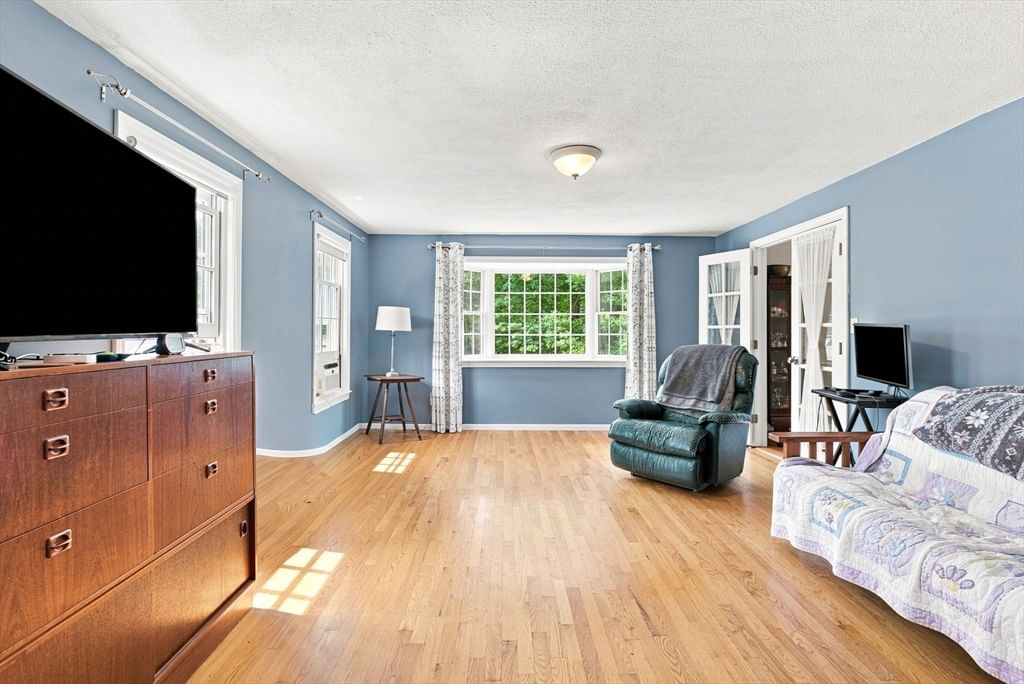 24 Crossbow Ln North Andover — Photo 23 of 40