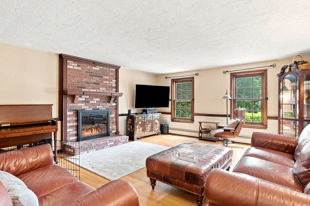 24 Crossbow Ln North Andover — Photo 8 of 40