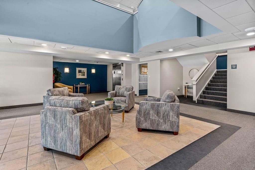 140 Railroad Ave #B403 Norwood — Photo 4 of 26