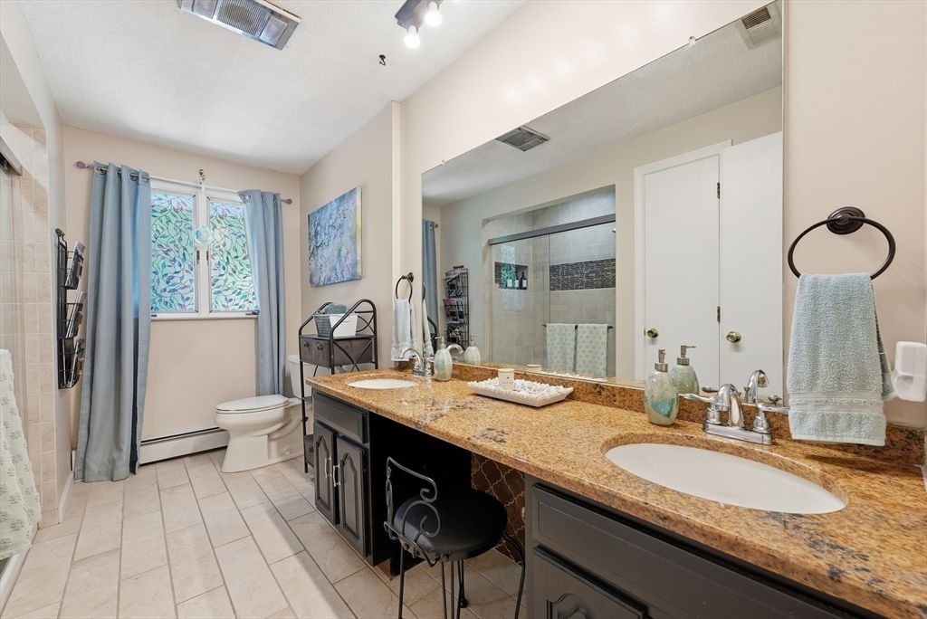 98 Mclean Parkway Ludlow — Photo 19 of 40