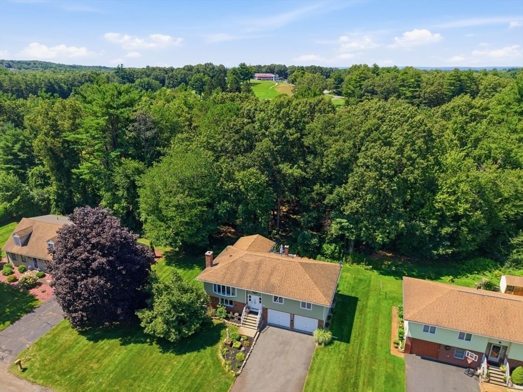 98 Mclean Parkway Ludlow — Photo 34 of 40