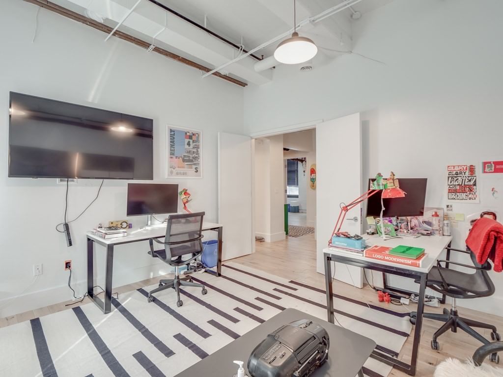 314-318 West 2nd Street #C-2 Boston — Photo 11 of 24