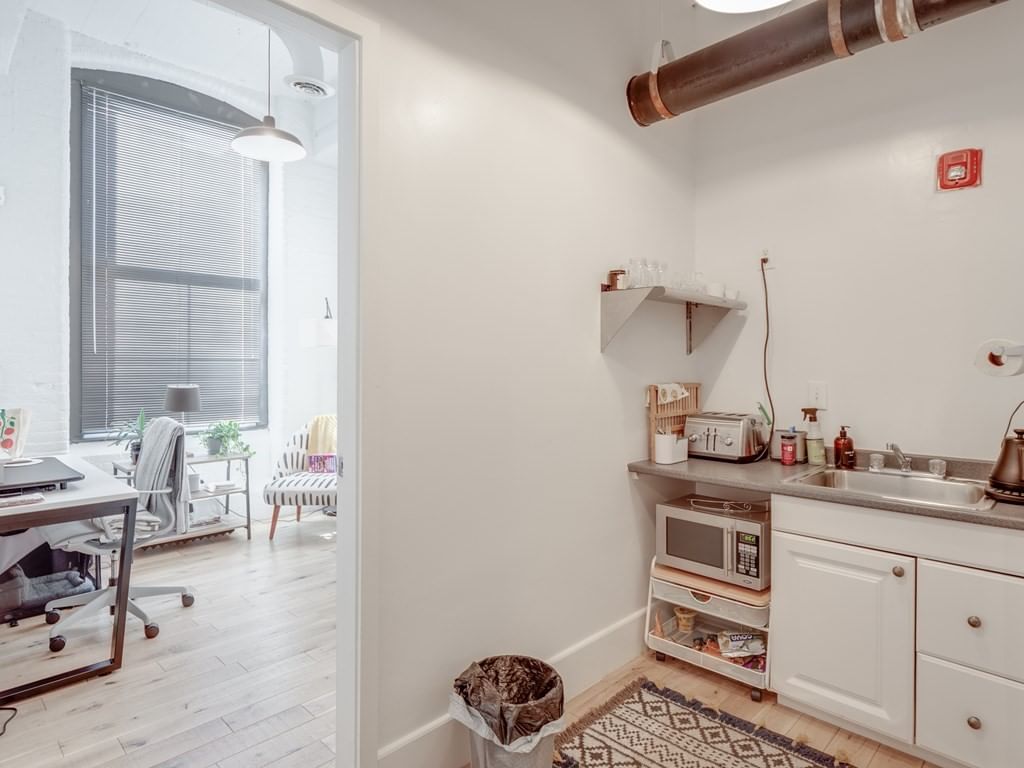 314-318 West 2nd Street #C-2 Boston — Photo 13 of 24
