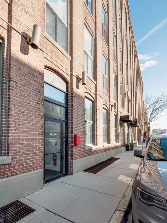 314-318 West 2nd Street #C-2 Boston — Photo 21 of 24