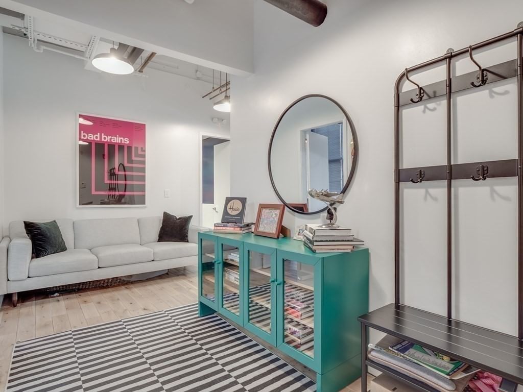 314-318 West 2nd Street #C-2 Boston — Photo 8 of 24