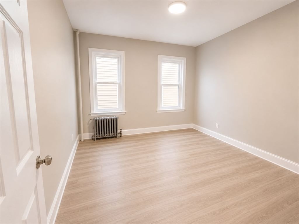 22 Fernboro St Boston — Photo 3 of 25