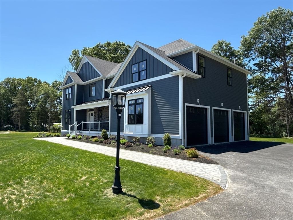 1 King Philip Circle #Lot 6 Wrentham — Photo 4 of 8