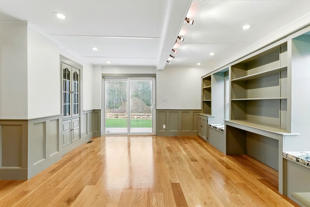 267 South Main Street Hopedale — Photo 12 of 40