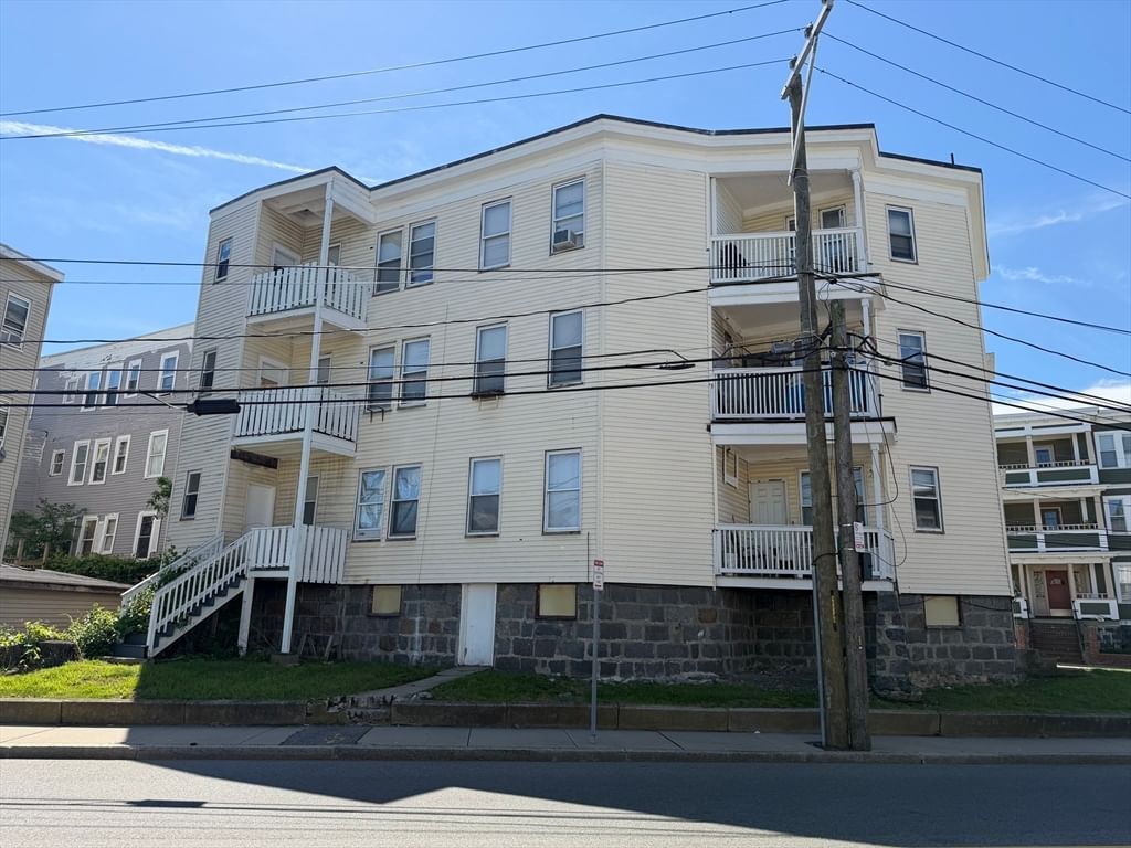 25 Estella Street Boston — Photo 3 of 14