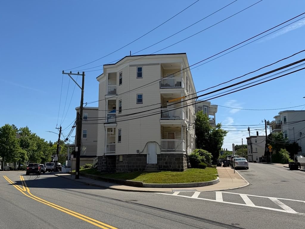 25 Estella Street Boston — Photo 4 of 14