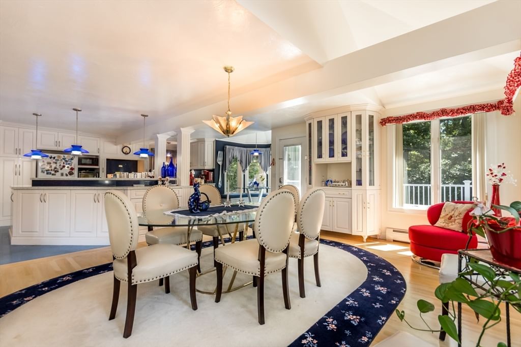 170 Whitehall Way Barnstable — Photo 7 of 37