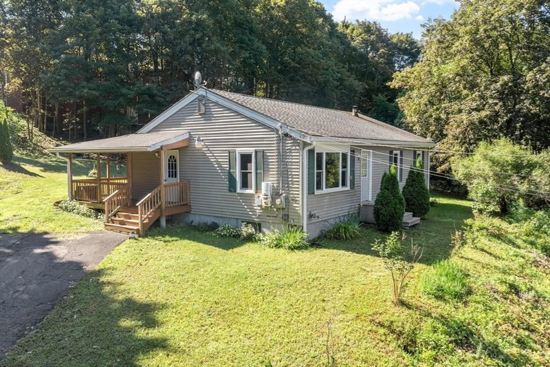 56 Bliss St