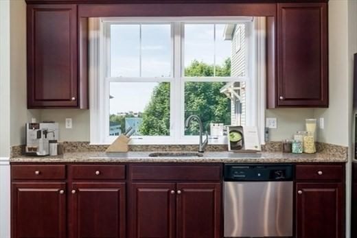46 Craigie Street #A Somerville — Photo 5 of 14