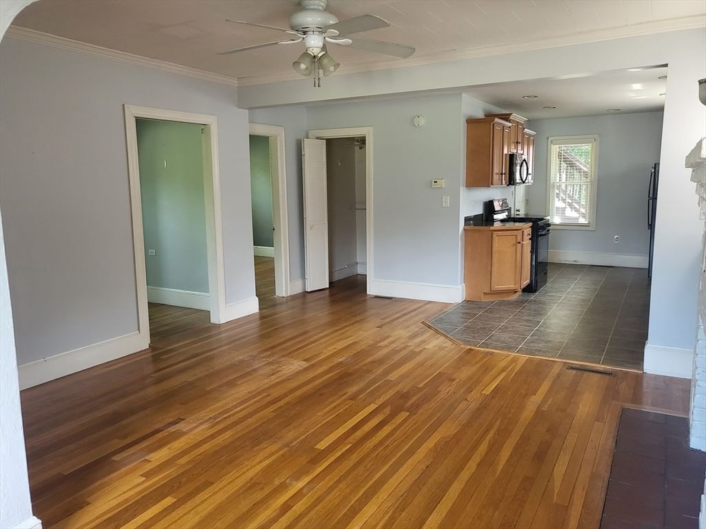 83 Lamb St South Hadley — Photo 16 of 29