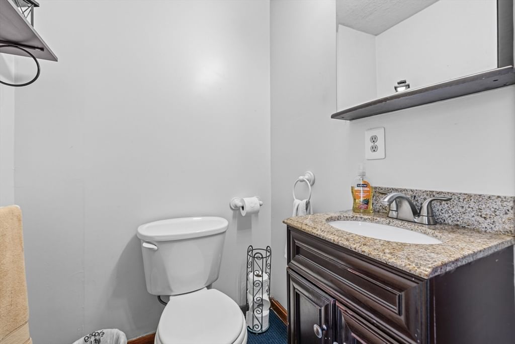 31 Sachem St Fall River — Photo 18 of 26