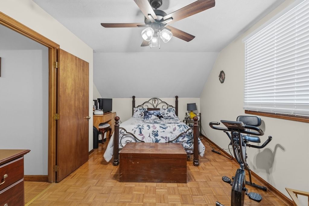 31 Sachem St Fall River — Photo 19 of 26