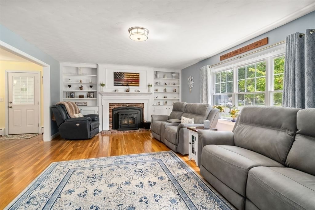 12 Merritt Groveland — Photo 4 of 22