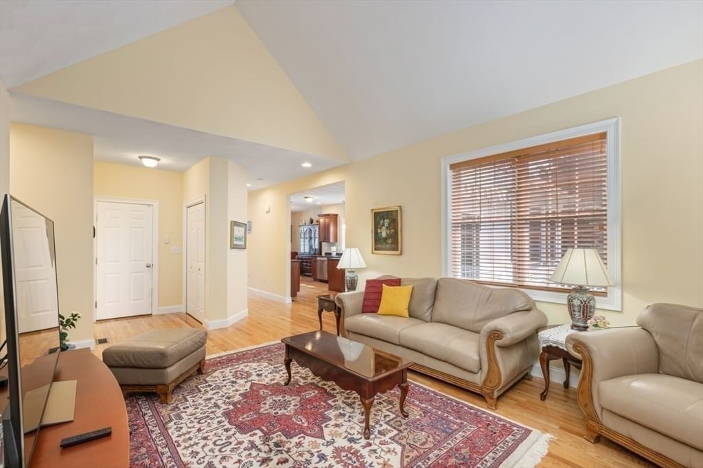 17 Stone Castle Dr #17 Methuen — Photo 21 of 31