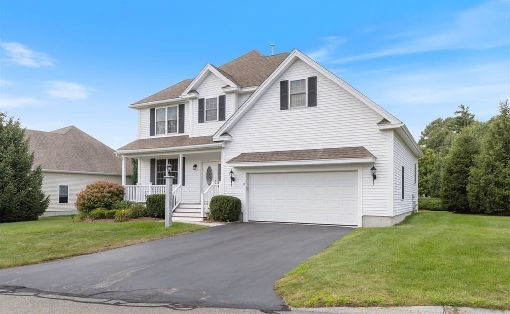 17 Stone Castle Dr #17 Methuen — Photo 3 of 31