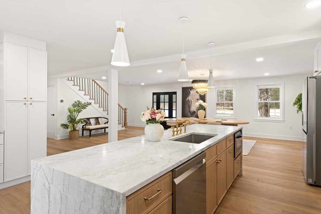 61 Meadowbrook Road Carlisle — Photo 22 of 41