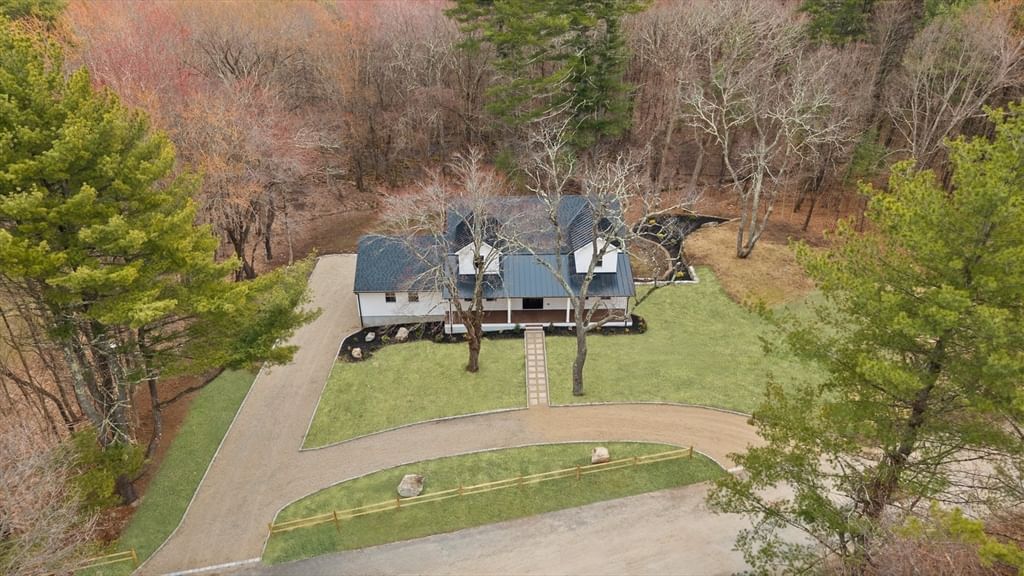61 Meadowbrook Road Carlisle — Photo 8 of 41