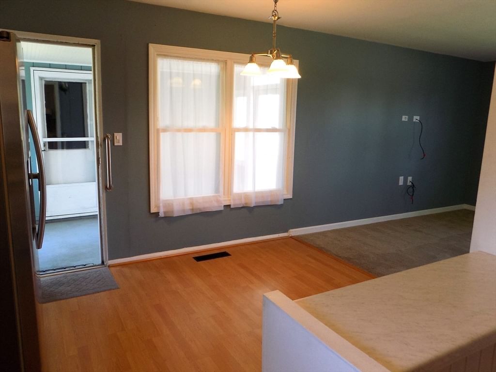 4 South Richard St Milford — Photo 19 of 25