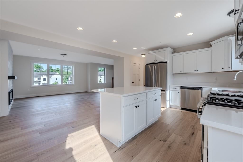 112 Genest St #16 Dracut — Photo 5 of 15