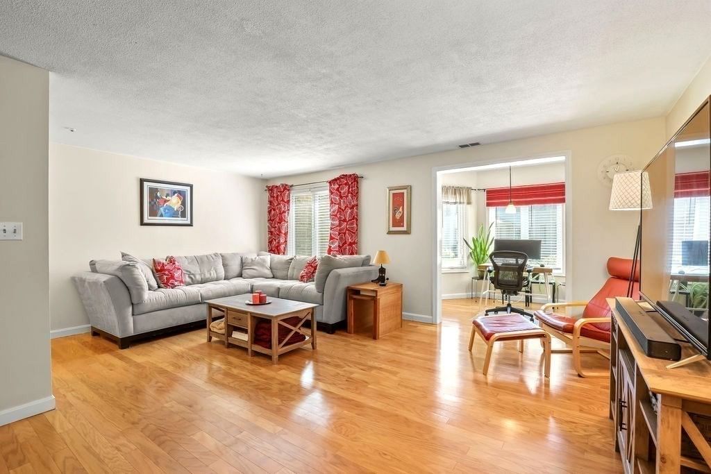 108 Norton Ave #17 Easton — Photo 5 of 32