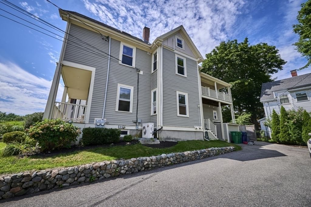 349 Linwood Ave #2 Newton — Photo 2 of 9
