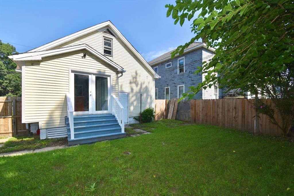 119 Littleton St Springfield — Photo 2 of 24