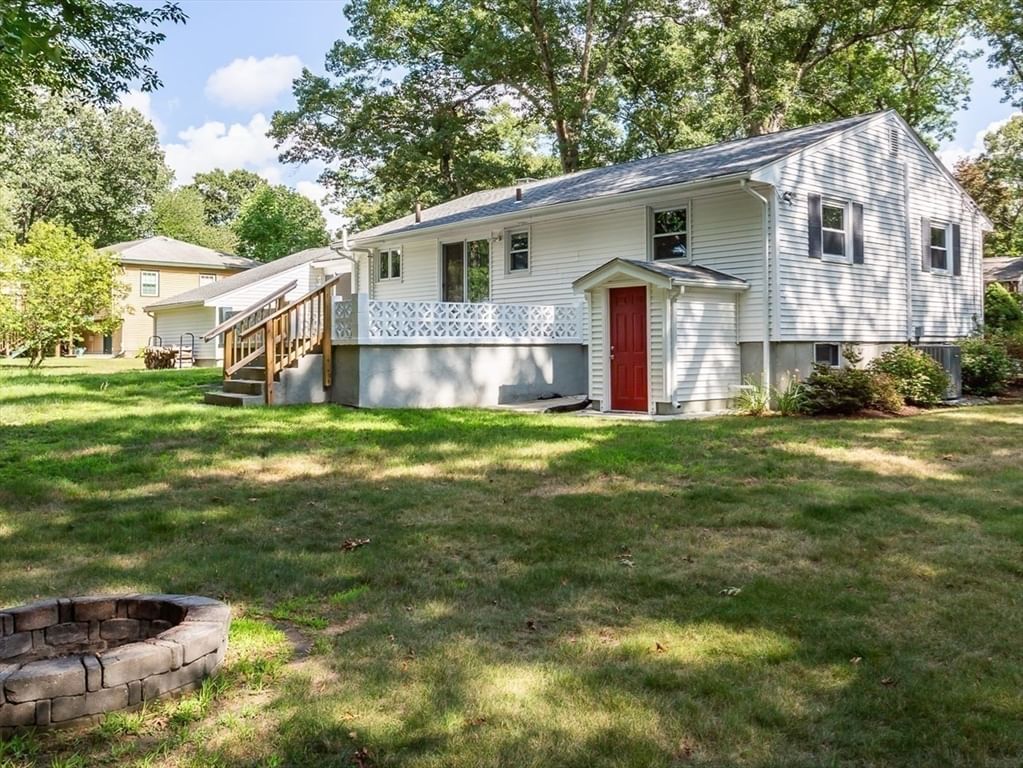 49 Ryder Rd North Attleboro — Photo 6 of 29